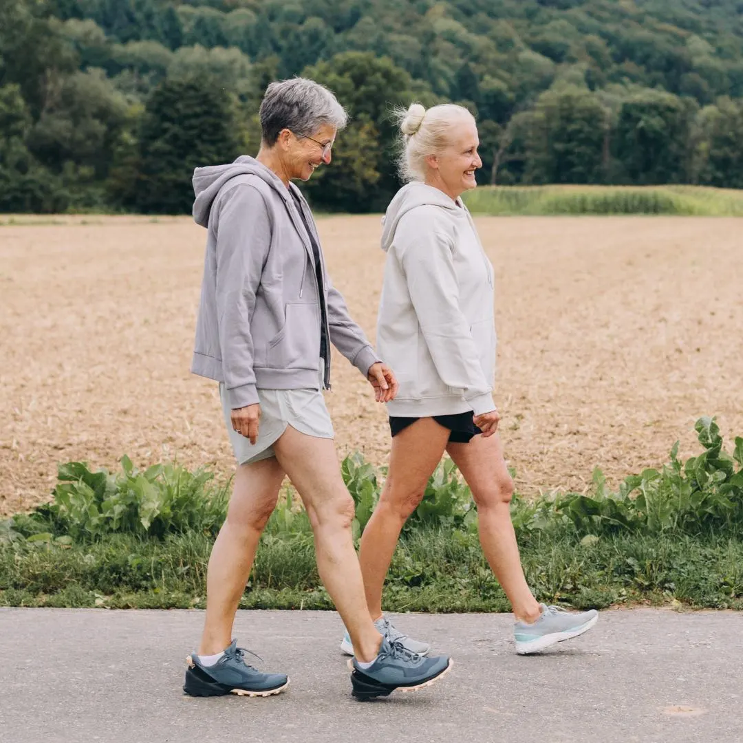 Rutina deportiva dirigida para fomentar un envejecimiento saludable. 